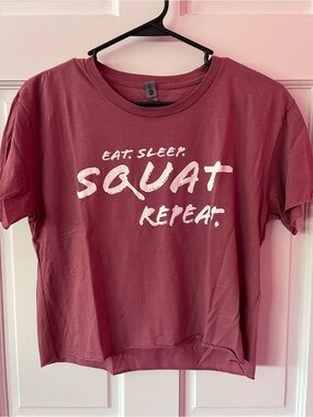 Eat. Sleep. Squat Repeat. Graphic Crop Tee - Dusty Rose